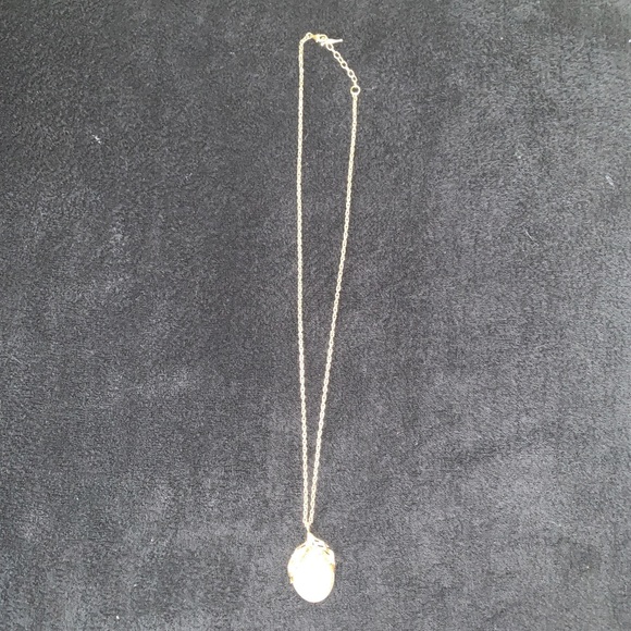 Chloe & Isabel Statement Necklace - Picture 2 of 3